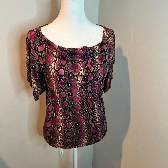 Michael kors snakeskin 3/4 sleeve scoop necked blouse size‎ petite medium - Picture 1 of 4